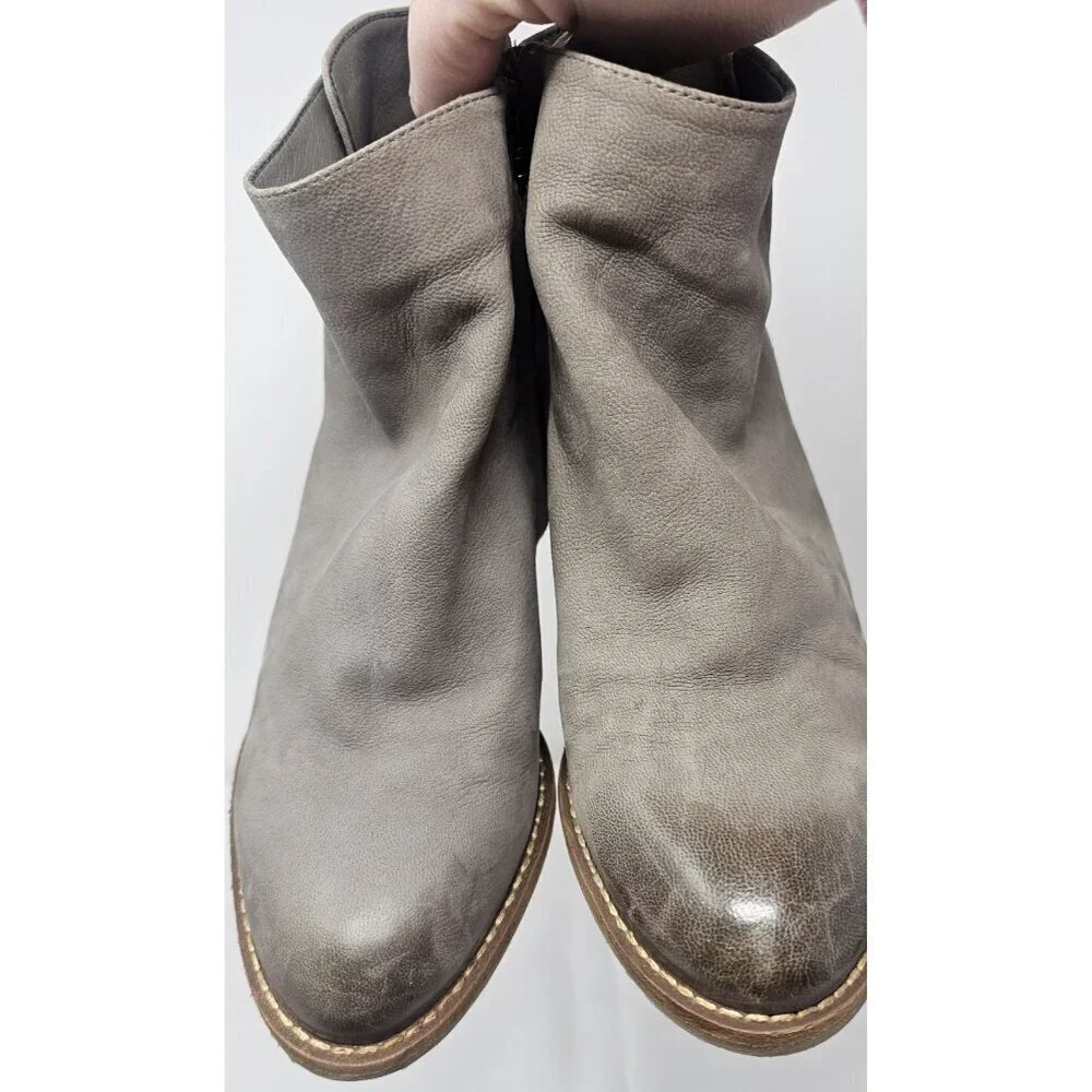 Sam Edelman Mariella Soft Leather Booties Gray Taupe Ankle Zip Up Size 7M